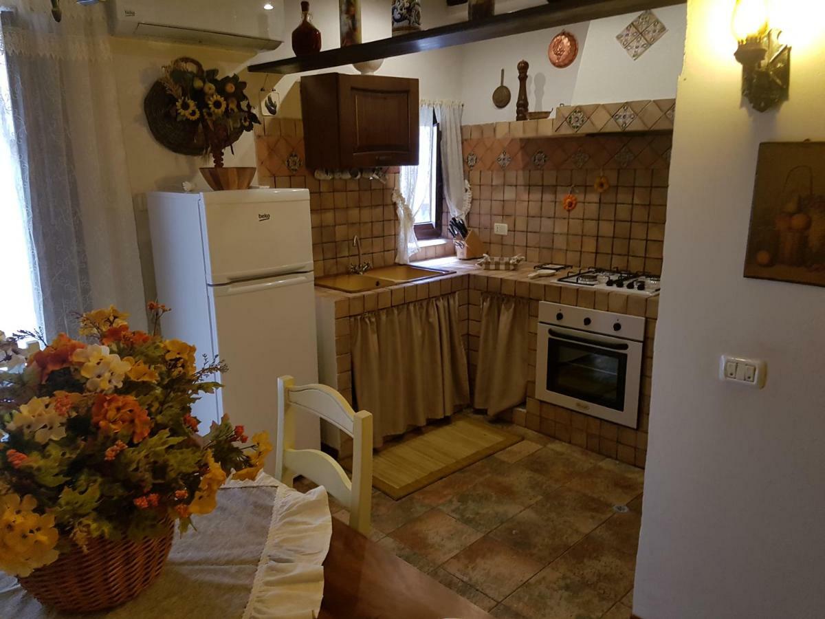 " Sicilian Cottage " Apartment Old Historic Center Палермо Екстериор снимка
